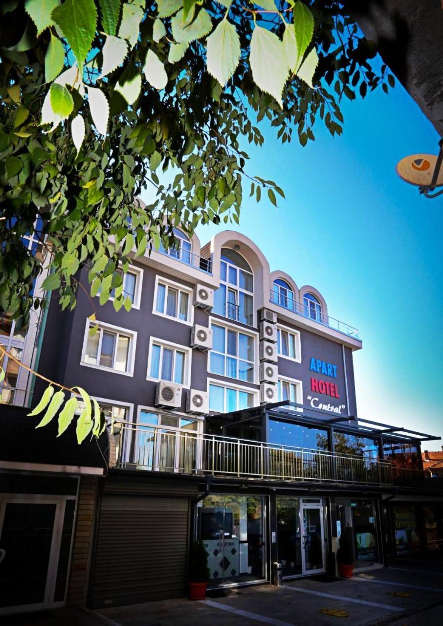 Apart Hotel Central Momchilgrad Exterior foto